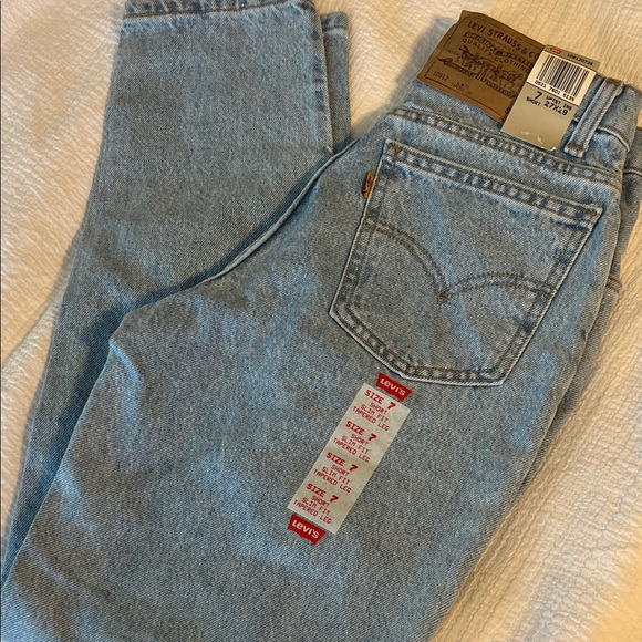 NEW Vintage 90’s Women’s Levi’s Jeans - Picture 1 of 9